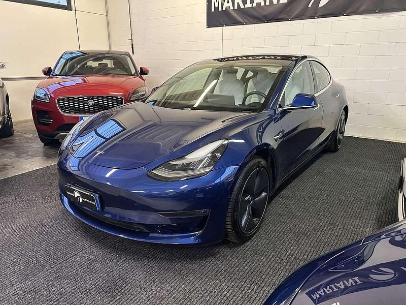 Usata Tesla Model 3 152 kW (208 CV) 2020 Blu/azzurro Berlina
