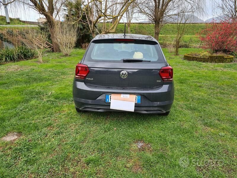 Grigio Usata 2018 VW Polo Due volumi | 11.500 € (Ottimo prezzo) - Immagine 1/3