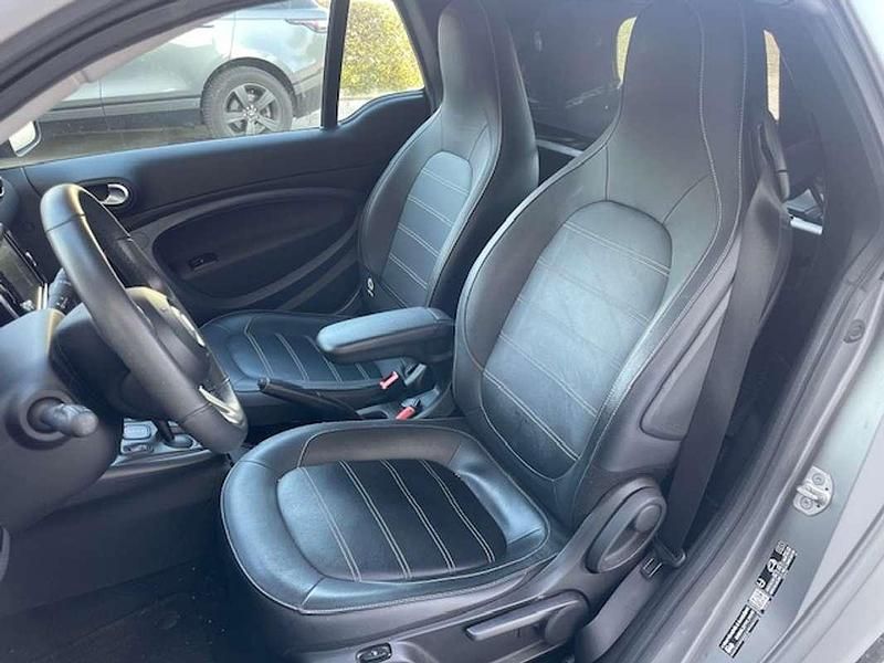 Usata Smart ForTwo Electric Drive Prime 41 kW (56 CV) 2023 Grigio Cabrio