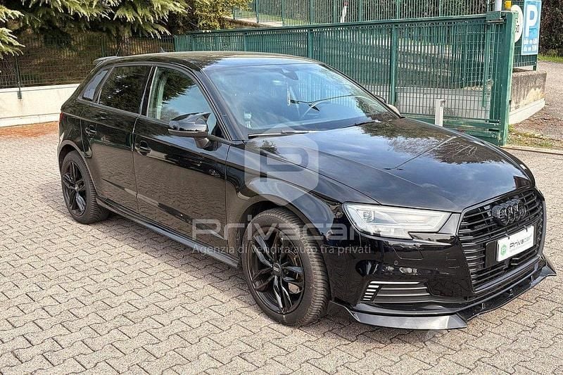 Begagnad Audi A3 Sportback Design 150 HK (110 kW) 2021 Svart Halvkombi