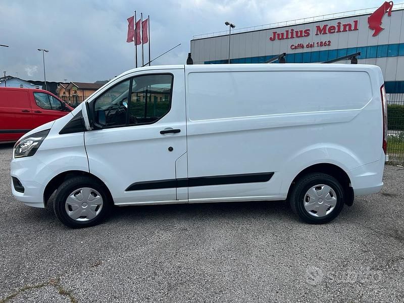 Usata Ford Transit Custom 130 CV (95 kW) 2021 Bianco Berlina