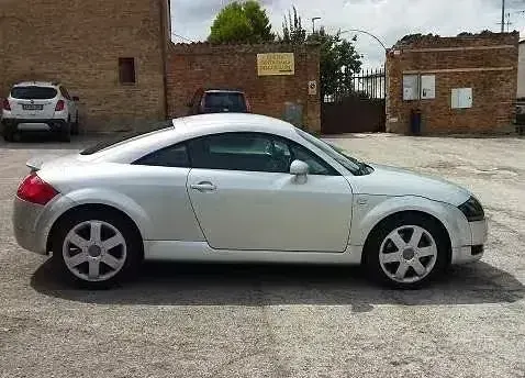 Usata Audi TT 179 CV (131 kW) 2000 Coupé