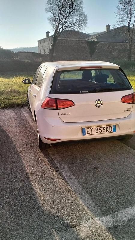 Usata VW Golf VII 110 CV (80 kW) 2015 Bianco Berlina