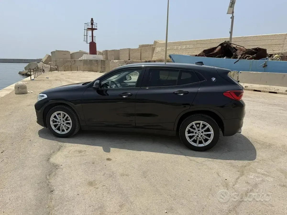 Usata BMW X2 Efficient Dynamics 190 CV (139 kW) 2020 Nero SUV
