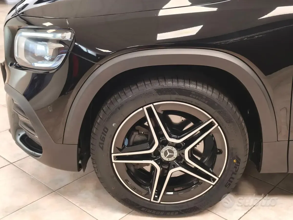 Usata Mercedes GLB200 Premium 150 CV (110 kW) 2022 Nero SUV