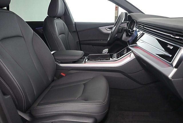 Usata Audi Q8 S-Line 286 CV (210 kW) 2025 Nero metallizzato SUV