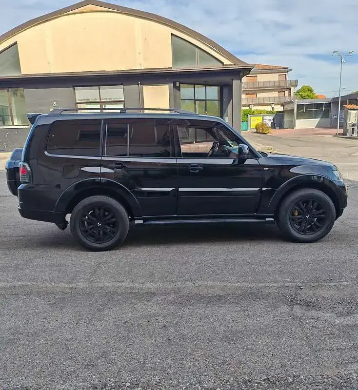Usata Mitsubishi Pajero Edition 190 CV (139 kW) 2017 Nero SUV