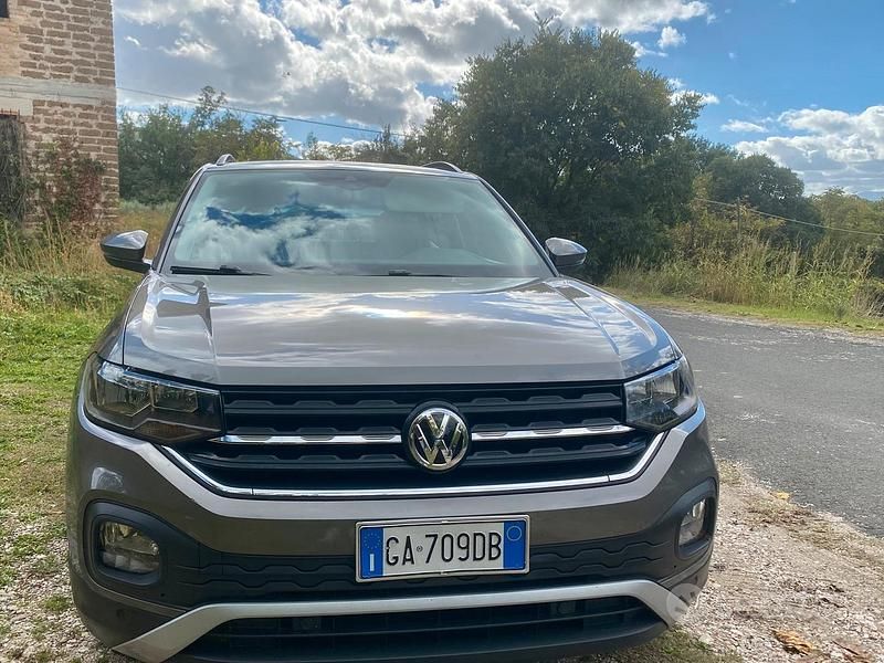 Usado VW T-Cross 95 CV (69 kW) 2020 Negro SUV