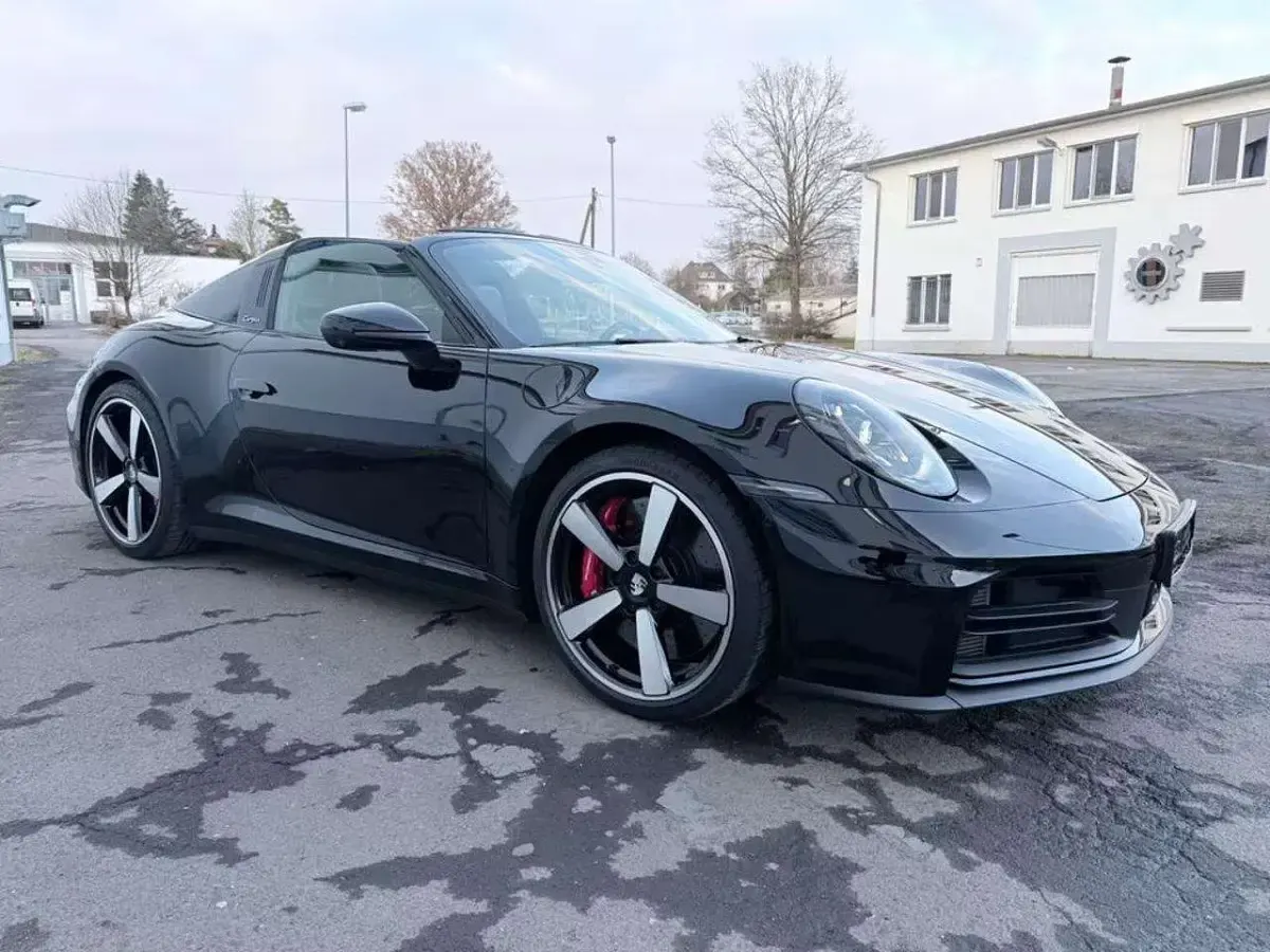 Usata Porsche 911 Targa 4S Sport 480 CV (353 kW) 2026 Nero Cabrio