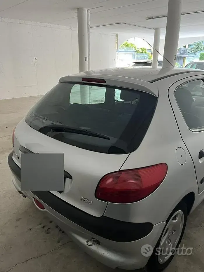 Usata Peugeot 206 60 CV (44 kW) 2002 Grigio Berlina