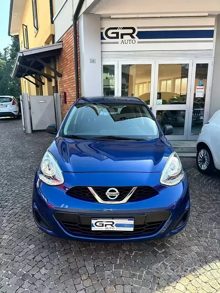 Usata Nissan Micra Tekna 80 CV (58 kW) 2016 Blu Utilitaria