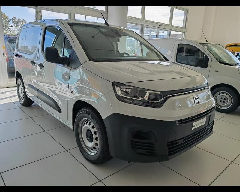 Usata Fiat e-Doblò 100 kW (136 CV) 2023 Bianco Monovolume