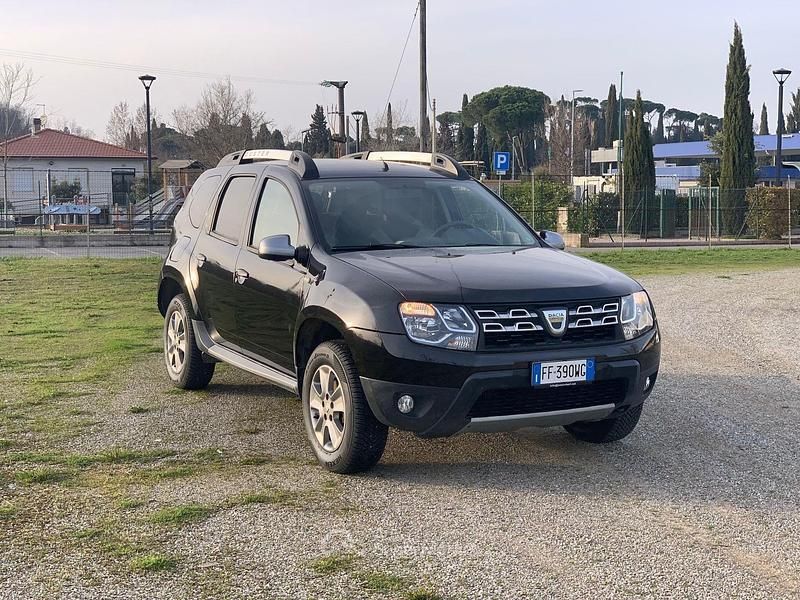 Usata Dacia Duster Lauréate 109 CV (80 kW) 2016 Nero SUV