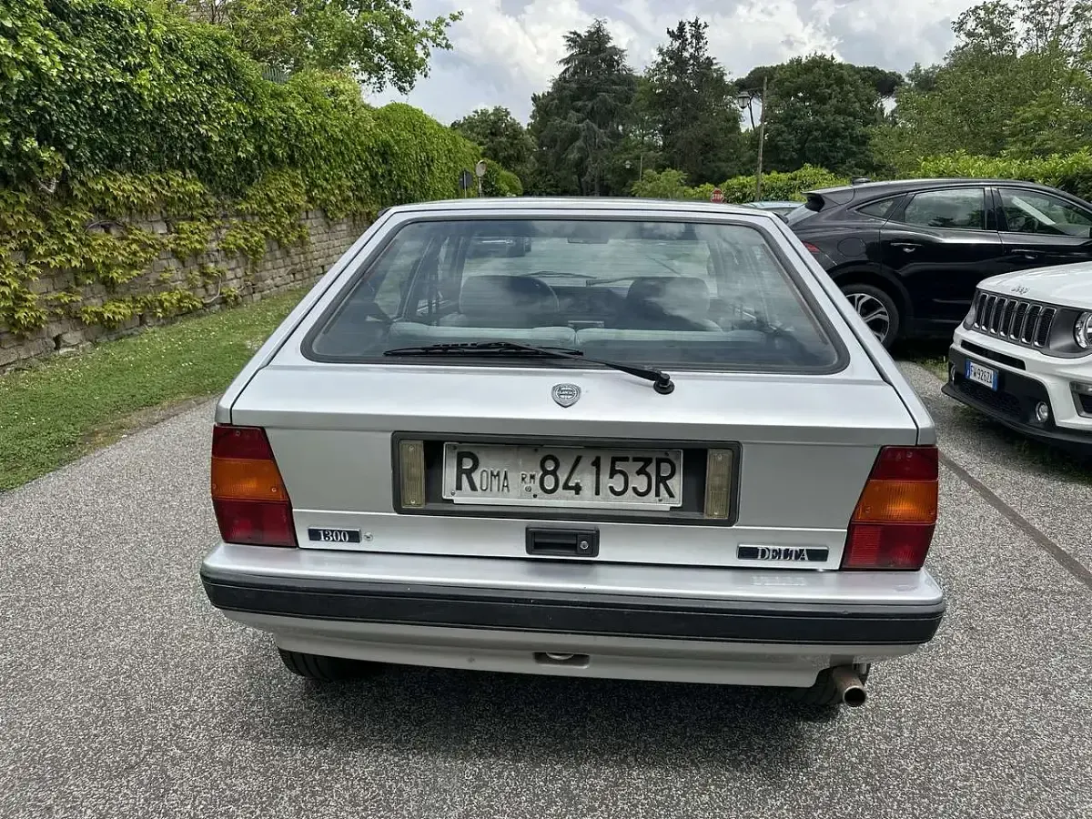Usata Lancia Delta 77 CV (56 kW) 1988 Other Utilitaria