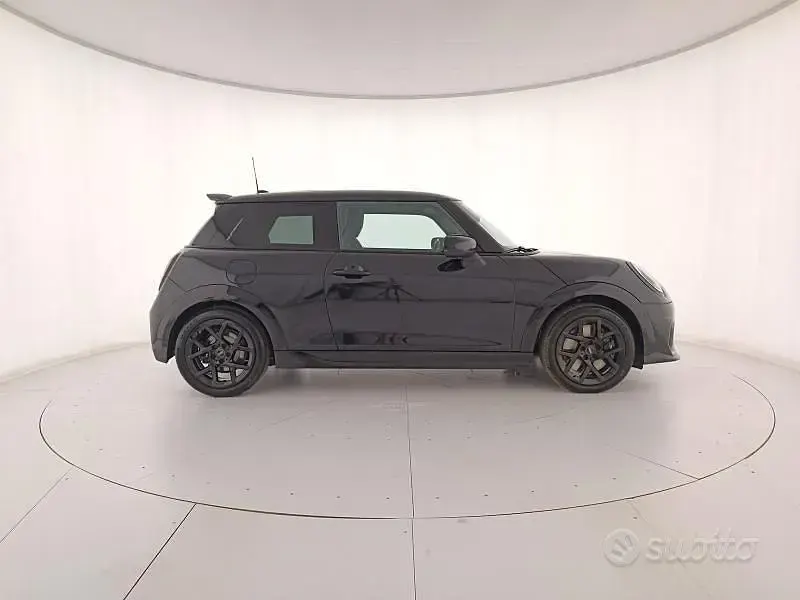 Ny Mini John Cooper Works 156 HK (114 kW) 2025 Halvkombi