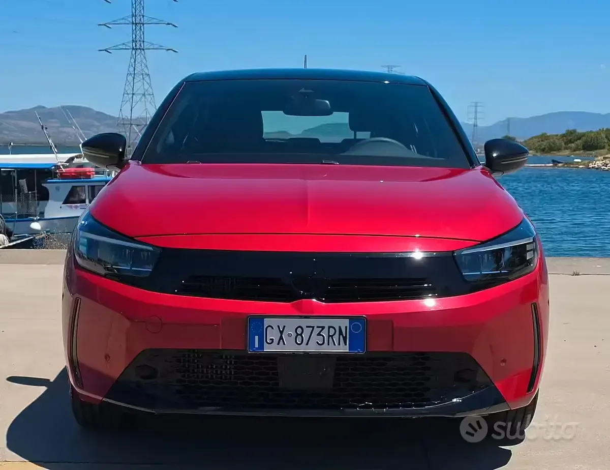 Usata Opel Corsa 101 CV (74 kW) 2025 Rosso Utilitaria