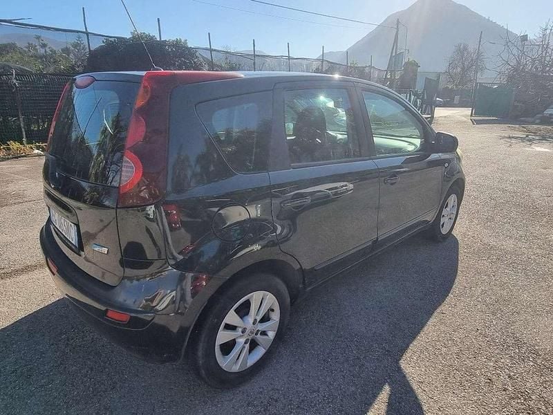 Usata Nissan Note Acenta 90 CV (66 kW) 2011 Nero Utilitaria