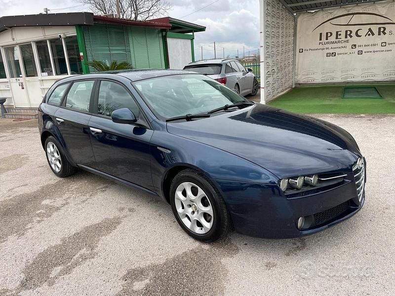 Usata Alfa Romeo 159 Distinctive 150 CV (110 kW) 2007 Blu Station wagon