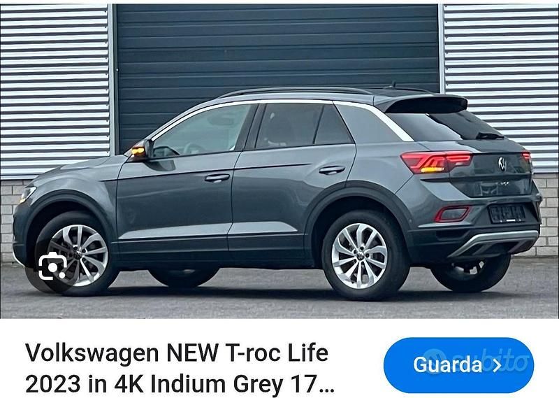 Usata VW T-Roc Life 150 CV (110 kW) 2022 Grigio SUV