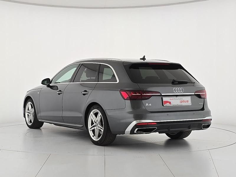 Usata Audi A4 S-Line 204 CV (150 kW) 2024 Grigio Station wagon