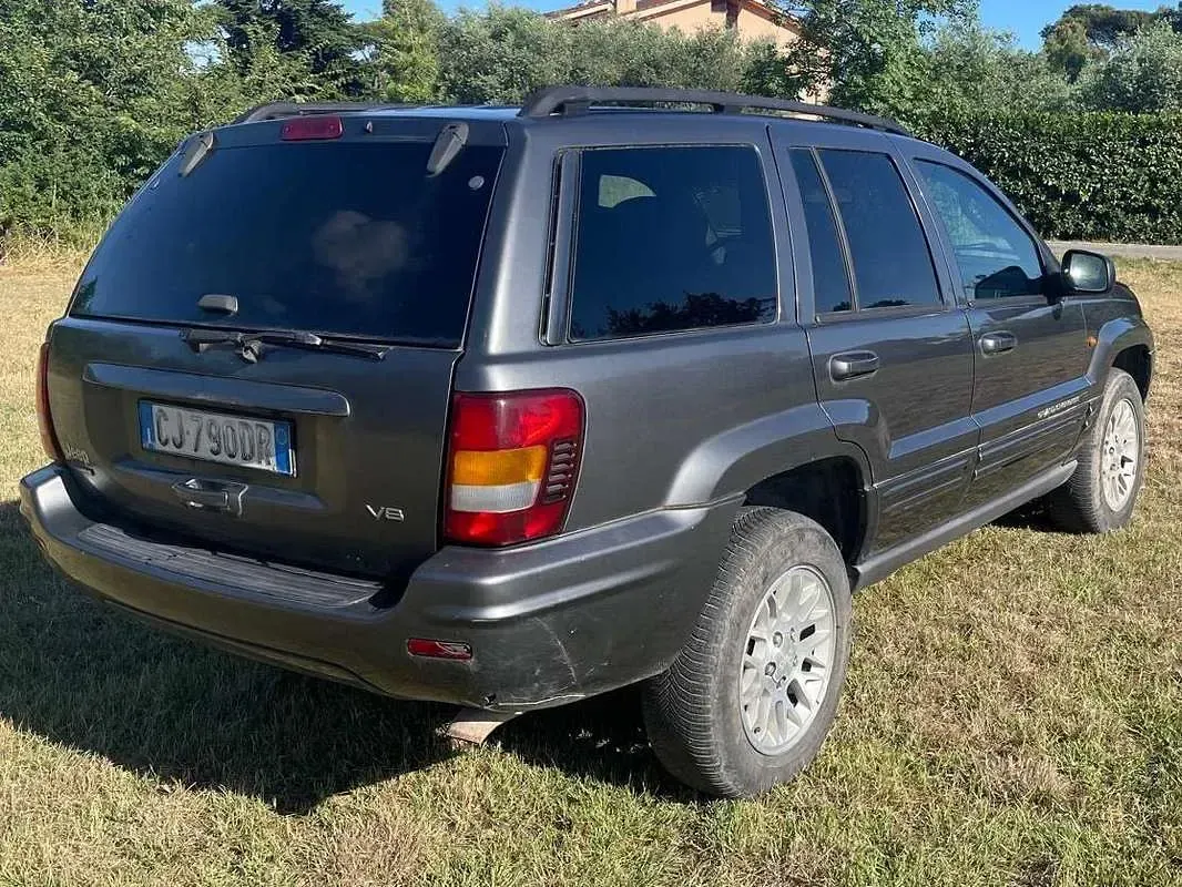 Usata Jeep Grand Cherokee Limited 223 CV (164 kW) 2003 Grigio SUV