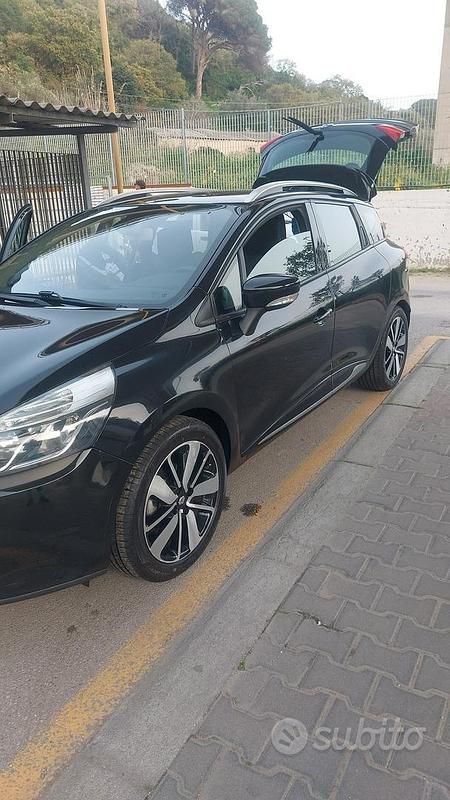Usata 2013 Renault Clio IV Tre volumi | 6900 € (Buon prezzo) - Immagine 1/4