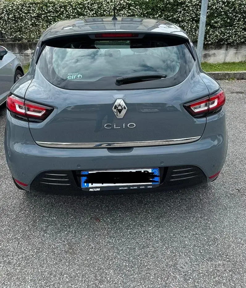 Usata Renault Clio IV Intens 90 CV (66 kW) 2019 Grigio Berlina