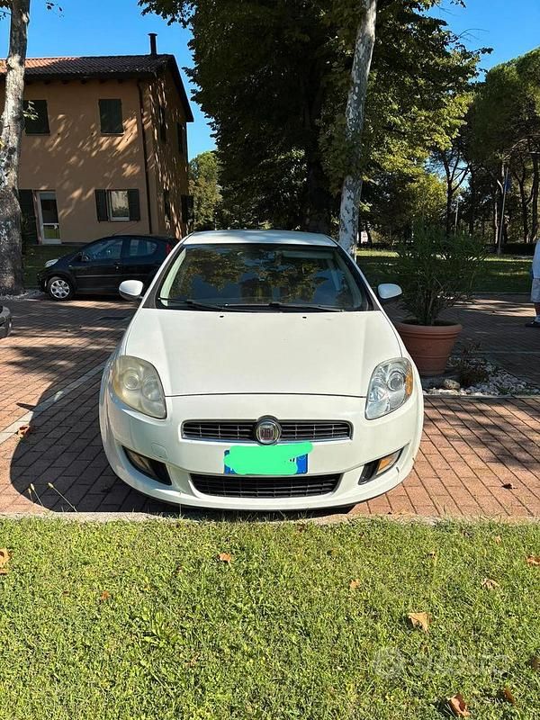 Bianco Usata 2007 Fiat Bravo Due volumi | 2250 € - Immagine 1/4