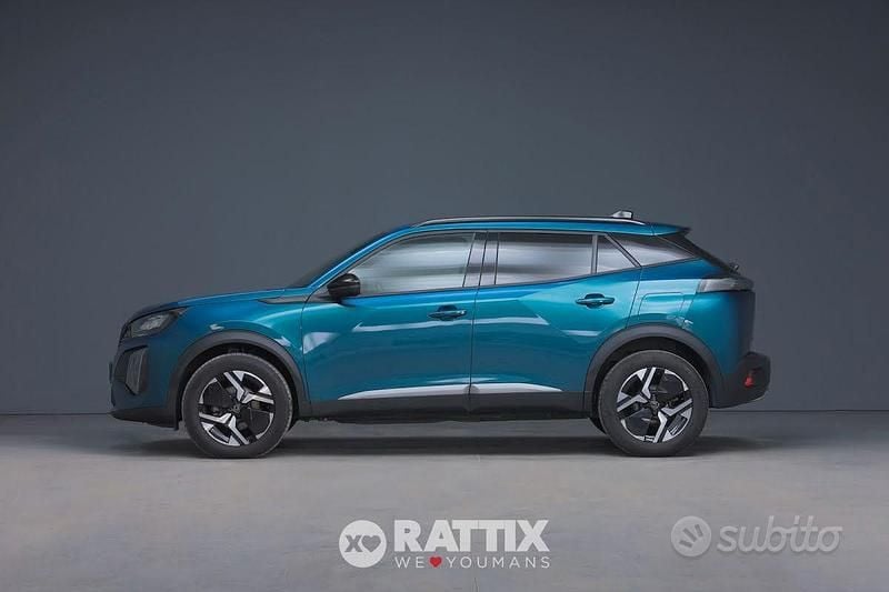 Usata Peugeot 2008 Allure 131 CV (96 kW) 2025 Blu obsession SUV