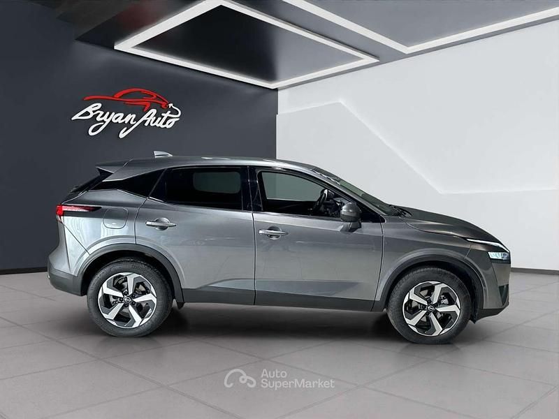 Usata Nissan Qashqai N-Connecta 158 CV (116 kW) 2024 Grigio SUV
