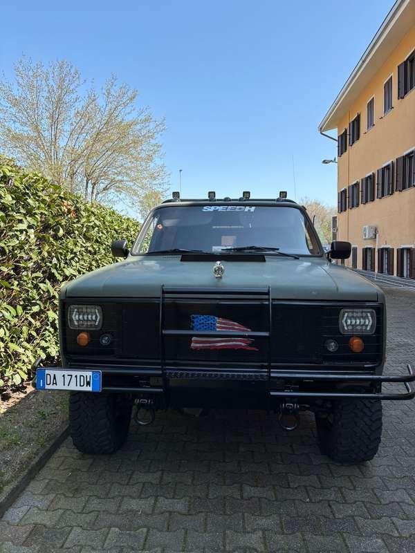 Verde Usata 1985 Chevrolet Blazer SUV | 18.000 € - Immagine 1/4