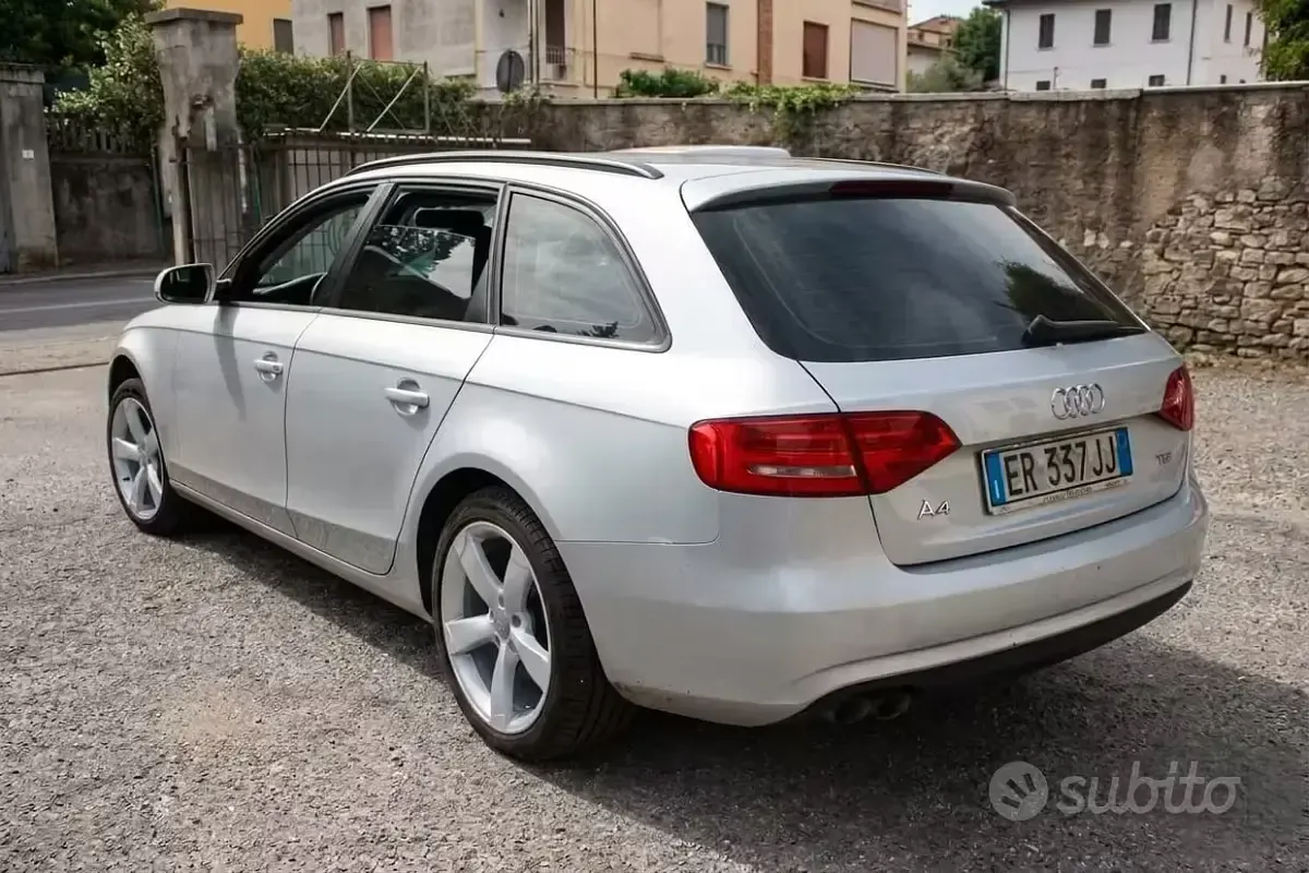 Usata Audi A4 120 CV (88 kW) 2013 Grigio Station wagon