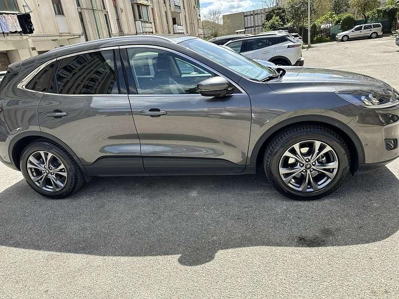 Usata Ford Kuga Titanium 120 CV (88 kW) 2020 SUV