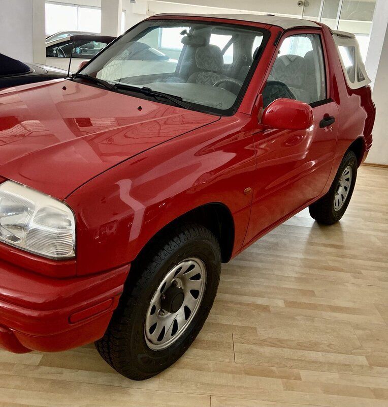 Usata Suzuki Grand Vitara 94 CV (69 kW) 2000 Rosso SUV