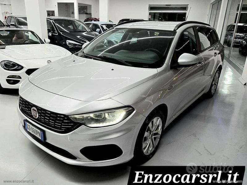 Usata Fiat Tipo Business 120 CV (88 kW) 2017 Argento Station wagon