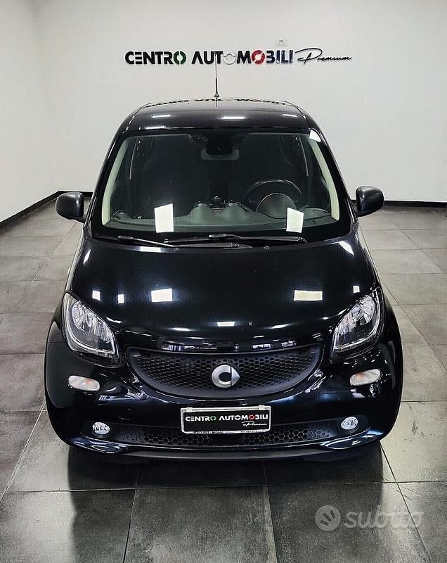 Usata Smart ForFour Passion 71 CV (52 kW) 2019 Nero Utilitaria