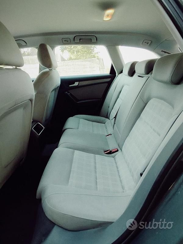 Usata Audi A4 Ambiente 120 CV (88 kW) 2014 Grigio Station wagon