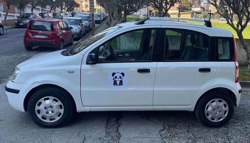Usata Fiat Panda Active 54 CV (39 kW) 2006 Bianco Utilitaria