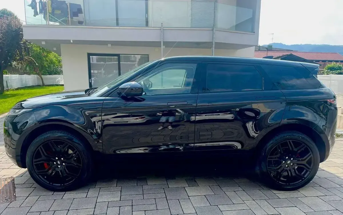 Usata Land Rover Range Rover evoque 150 CV (110 kW) 2020 Nero SUV