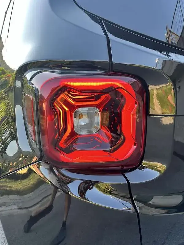 Usata Jeep Renegade Longitude 120 CV (88 kW) 2023 Nero SUV