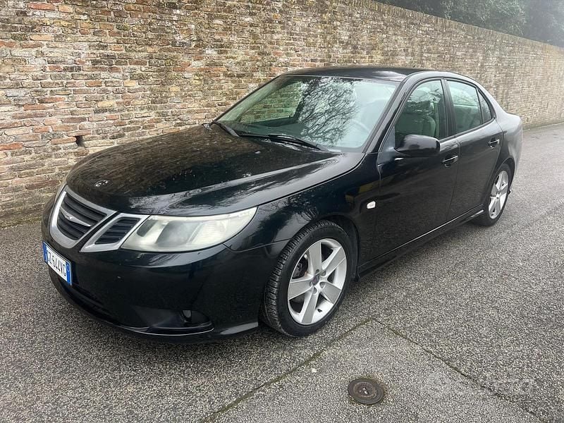 Usata Saab 9-3 Aero 180 CV (132 kW) 2009 Nero Berlina