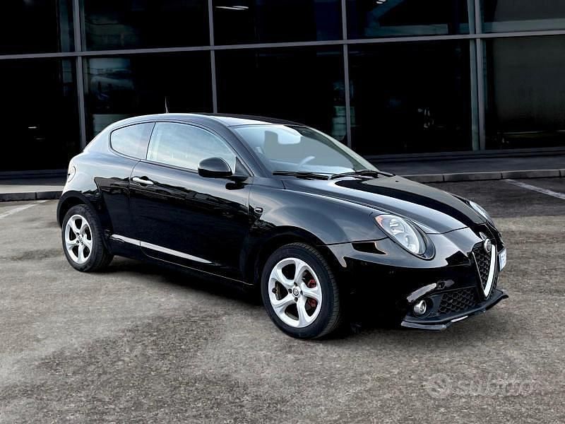 Usata Alfa Romeo MiTo Super 78 CV (57 kW) 2018 Other Utilitaria