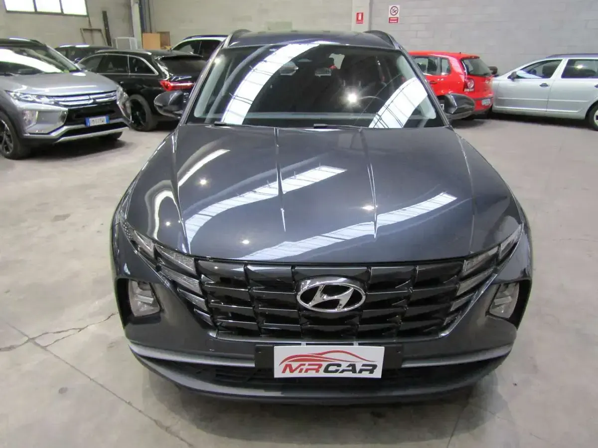 Usata Hyundai Tucson 150 CV (110 kW) 2021 Grigio scuro metallizzato SUV