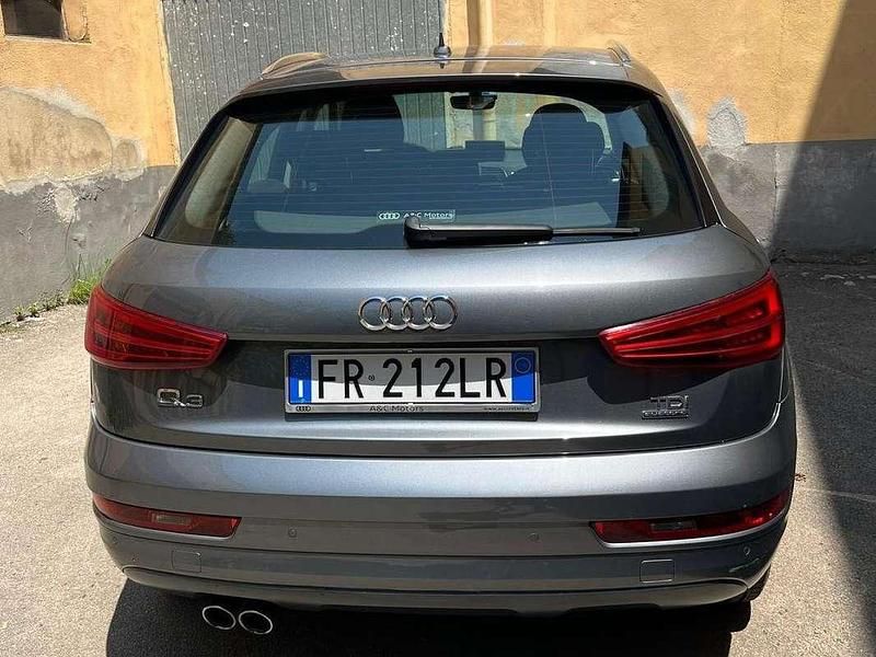 Usata Audi Q3 Design 150 CV (110 kW) 2018 Argento SUV