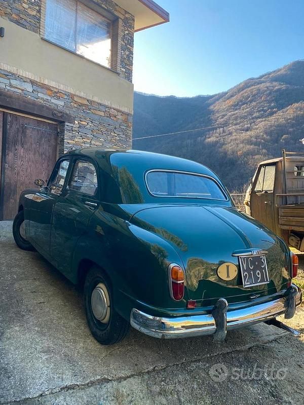Usata Fiat 1400 1950 Verde Berlina