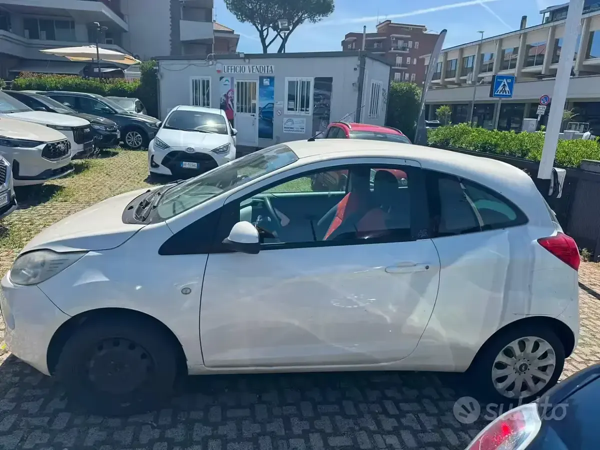 Usata Ford Ka 69 CV (50 kW) 2010 Bianco Utilitaria