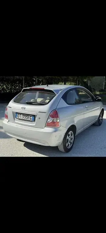 Usata Hyundai Accent Dynamiq 110 CV (80 kW) 2006 Berlina