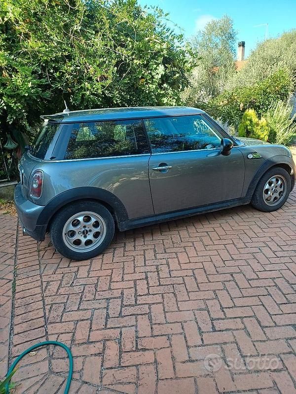 Usata Mini One D 90 CV (66 kW) 2010 Grigio Utilitaria