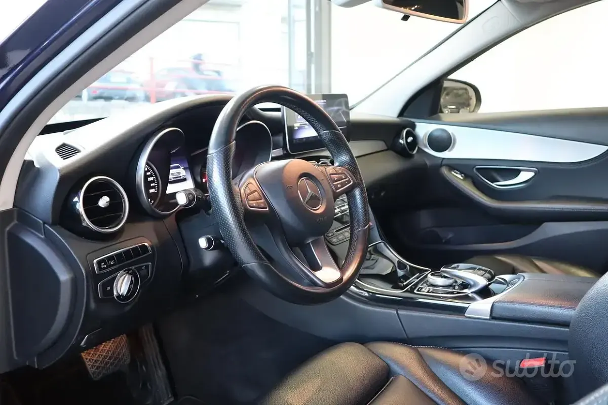Usata Mercedes C220 170 CV (125 kW) 2015 Bluazzurro Station wagon
