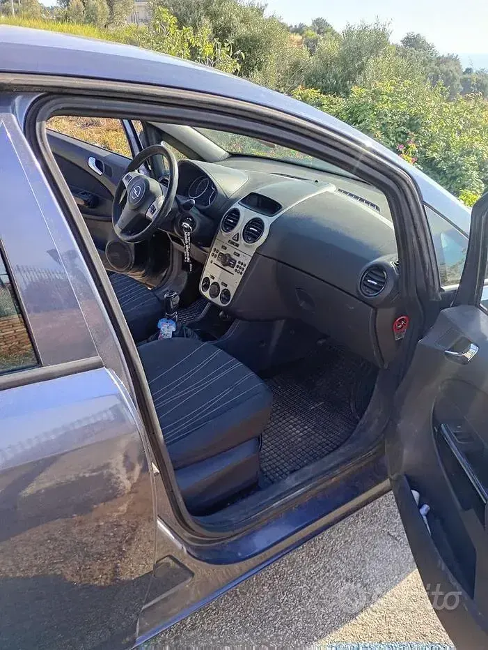 Usata Opel Corsa 80 CV (58 kW) 2008 Bluazzurro Utilitaria